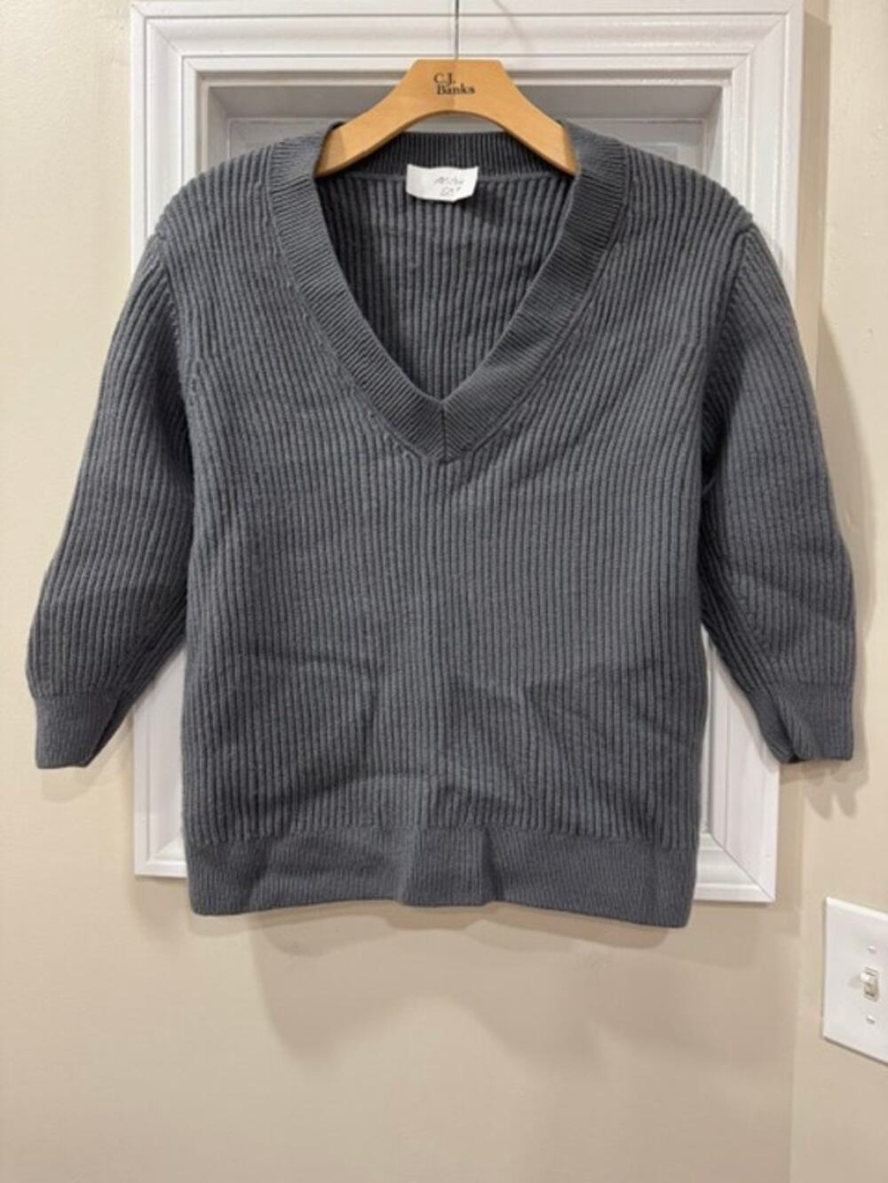 Aritzia Babaton Sweater